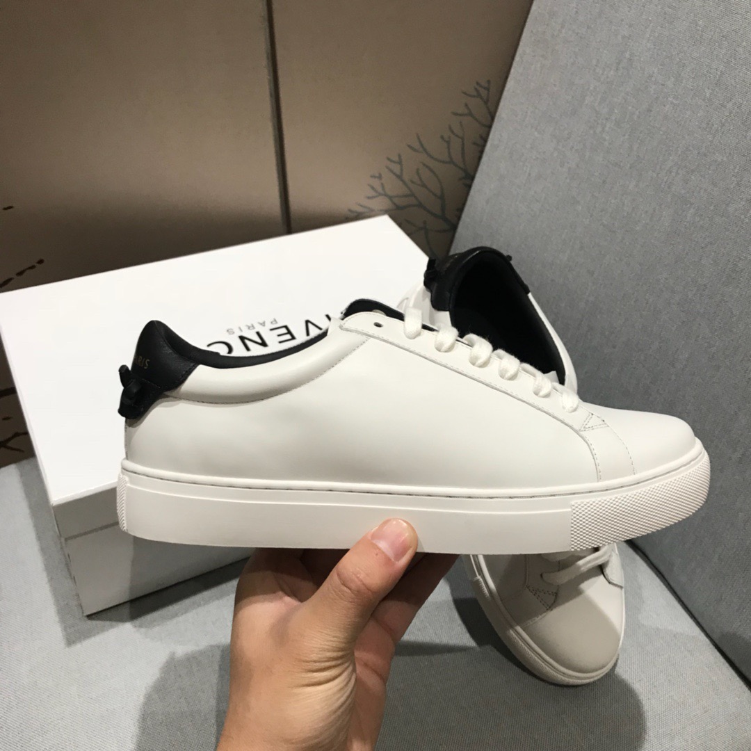 20250101214004/f25bbd65613989a93fb7e46cff1653d1_1591130842_5123.jpg Array