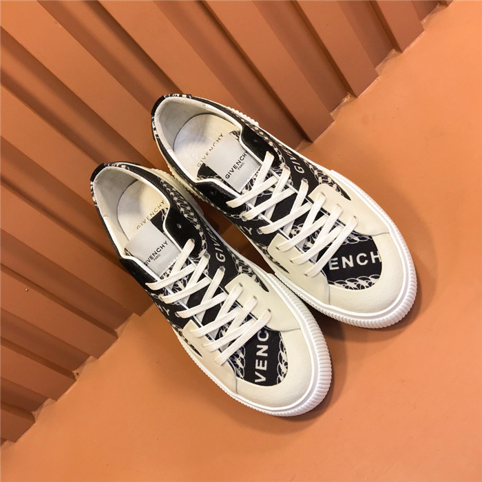 20250101214004/f25bbd65613989a93fb7e46cff1653d1_1591131932_9812.jpg Array