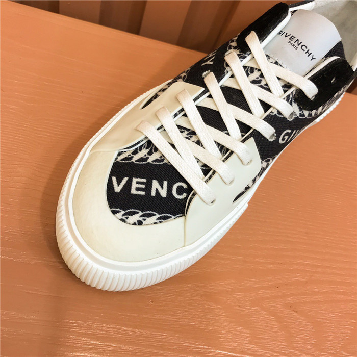 20250101214004/f25bbd65613989a93fb7e46cff1653d1_1591131935_028.jpg Array