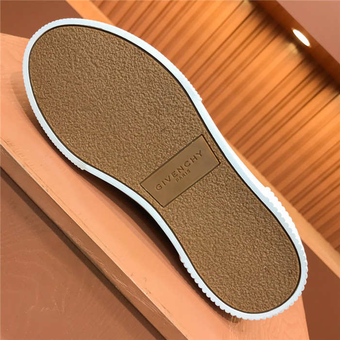 20250101214004/f25bbd65613989a93fb7e46cff1653d1_1591131943_2161.jpg Array