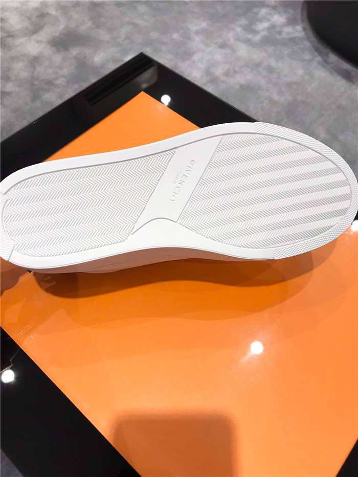 20250101214004/f25bbd65613989a93fb7e46cff1653d1_1591132253_5467.jpg Array