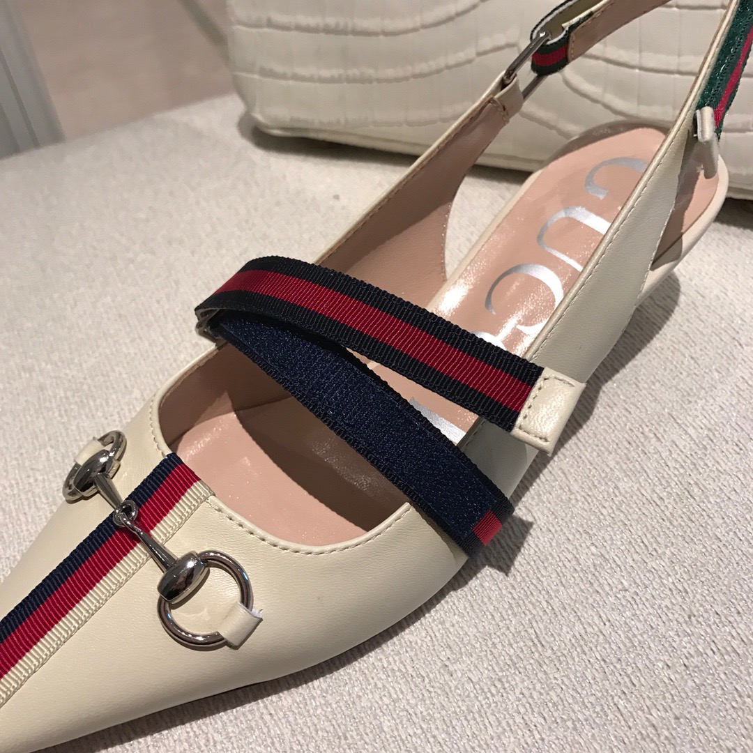 20250101214004/f25bbd65613989a93fb7e46cff1653d1_1591133627_6595.jpg Array