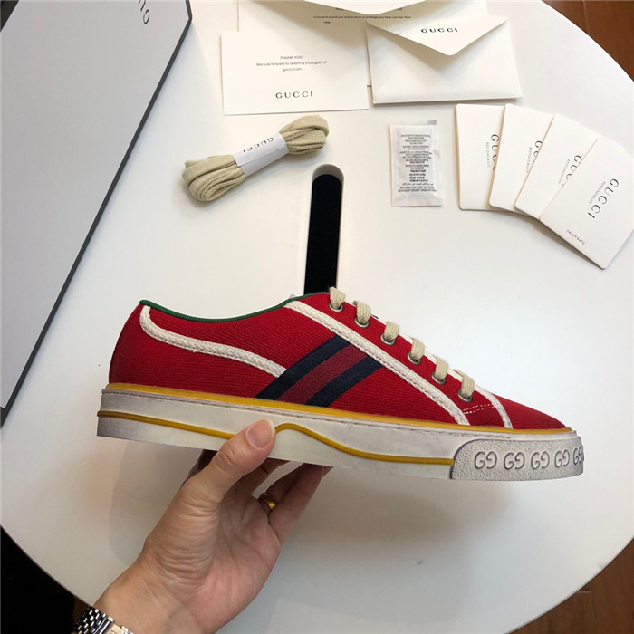 20250101214004/f25bbd65613989a93fb7e46cff1653d1_1591142533_1329.jpg Array