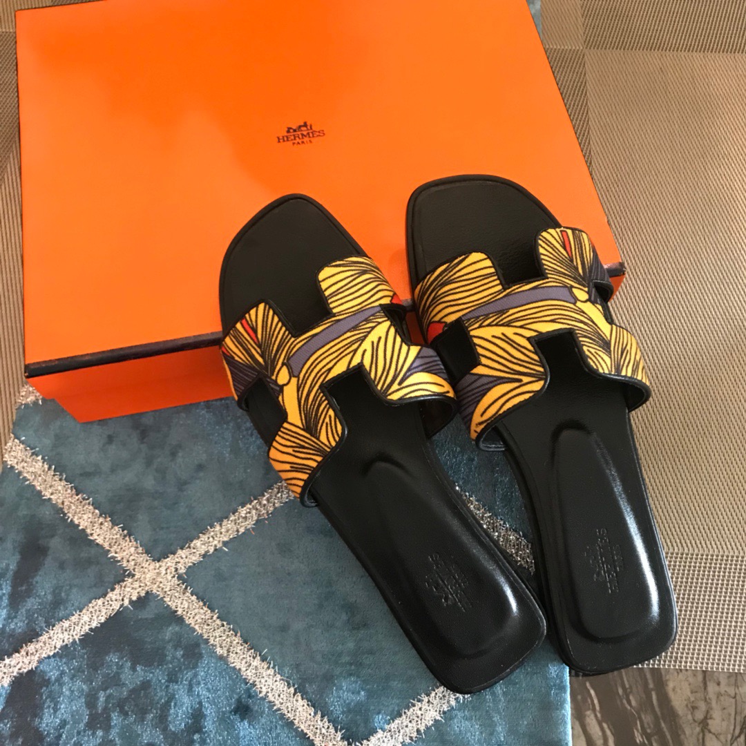 에르메스 슬리퍼 봄신상