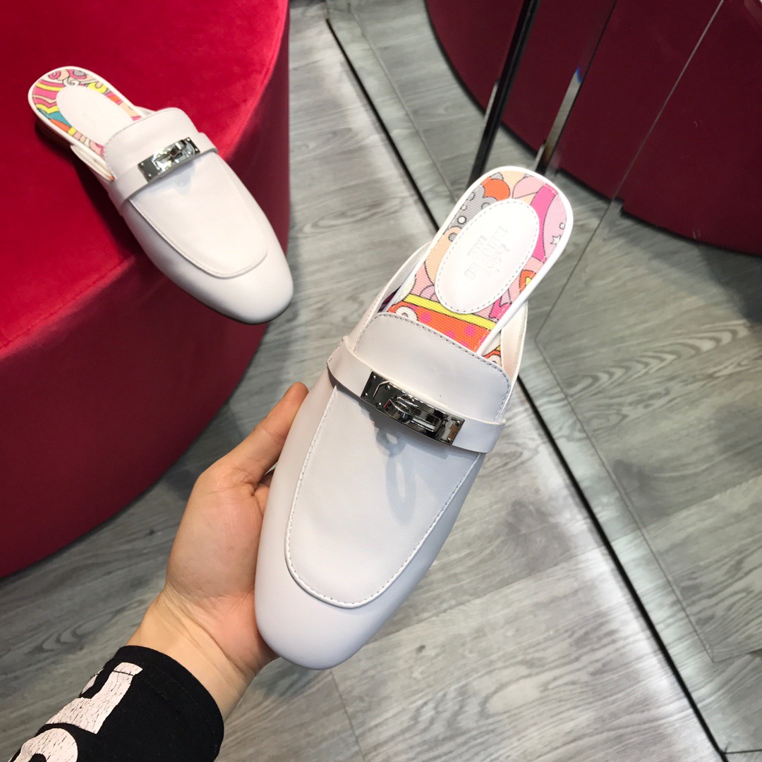 20250101214004/f25bbd65613989a93fb7e46cff1653d1_1591144518_586.jpg Array