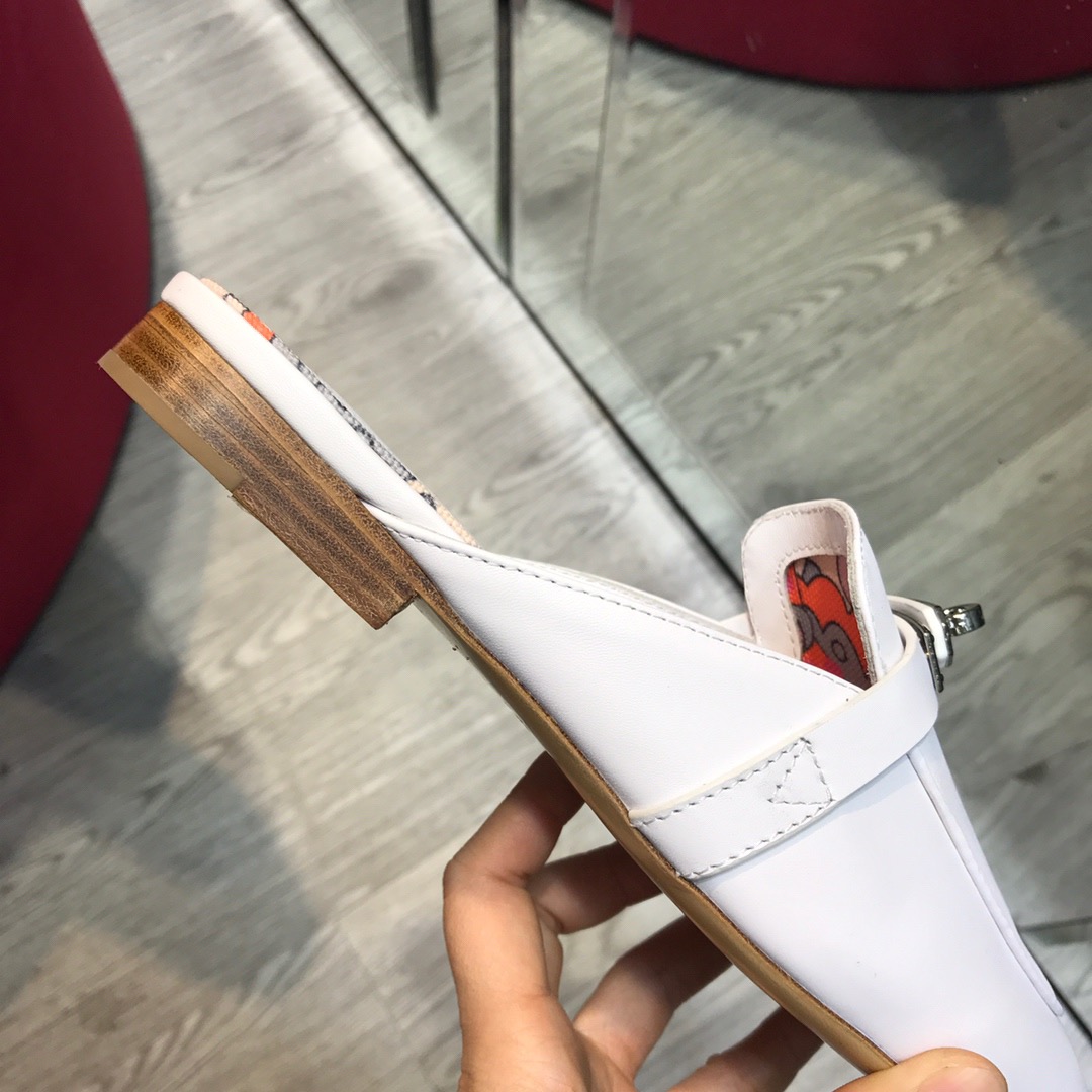 20250101214004/f25bbd65613989a93fb7e46cff1653d1_1591144524_7243.jpg Array