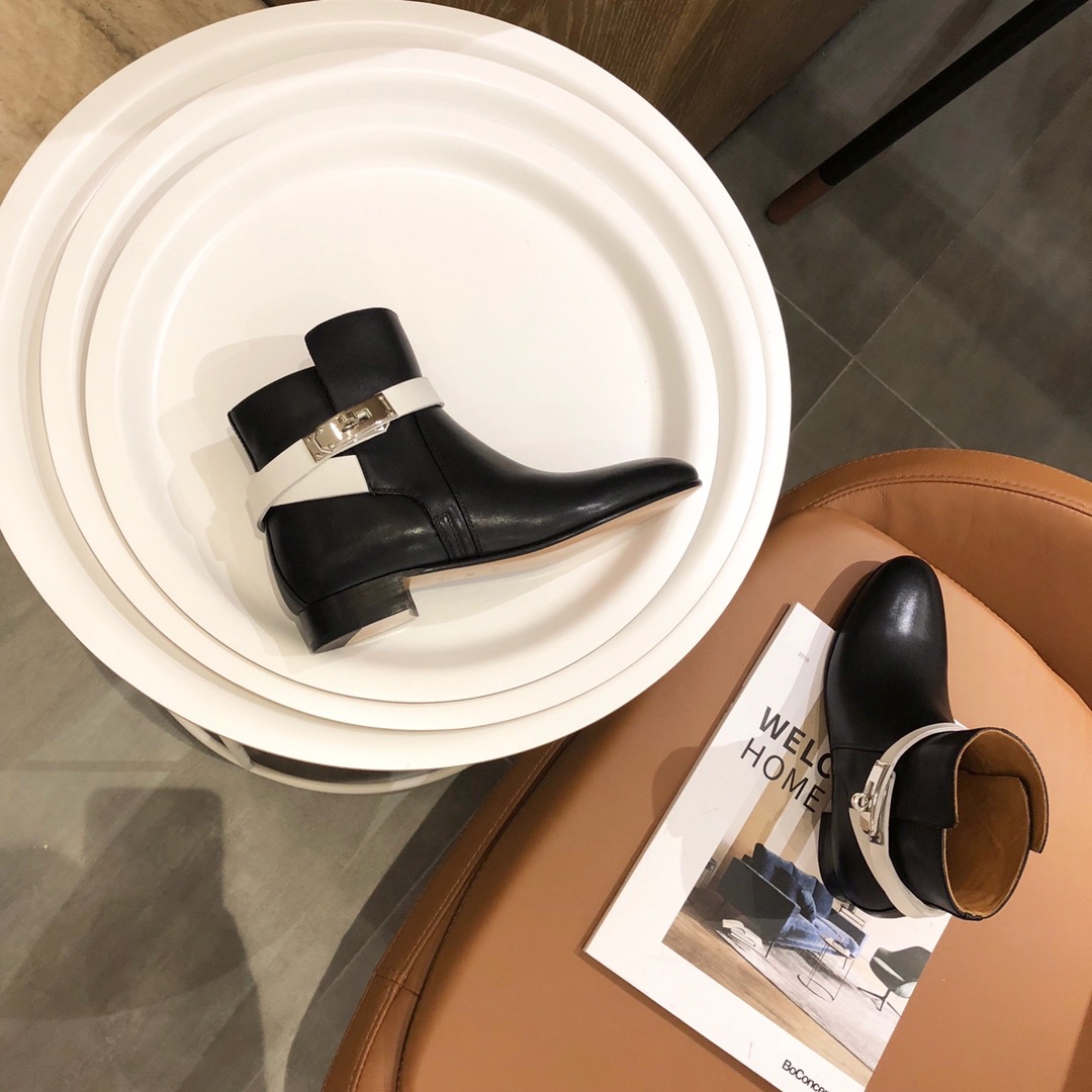 20250101214004/f25bbd65613989a93fb7e46cff1653d1_1591144786_4643.jpg Array