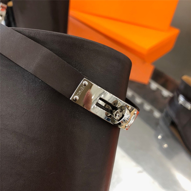 20250101214004/f25bbd65613989a93fb7e46cff1653d1_1591146647_8094.jpg Array