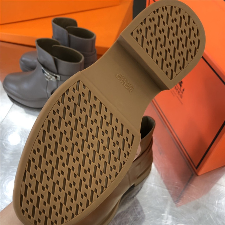 20250101214004/f25bbd65613989a93fb7e46cff1653d1_1591146723_2689.jpg Array