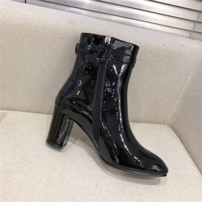 20250101214004/f25bbd65613989a93fb7e46cff1653d1_1591147390_4576.jpg Array