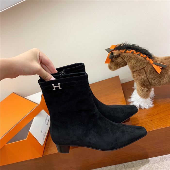 20250101214004/f25bbd65613989a93fb7e46cff1653d1_1591147426_8631.jpg Array