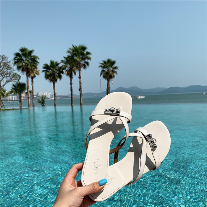 20250101214004/f25bbd65613989a93fb7e46cff1653d1_1591149316_838.jpg Array