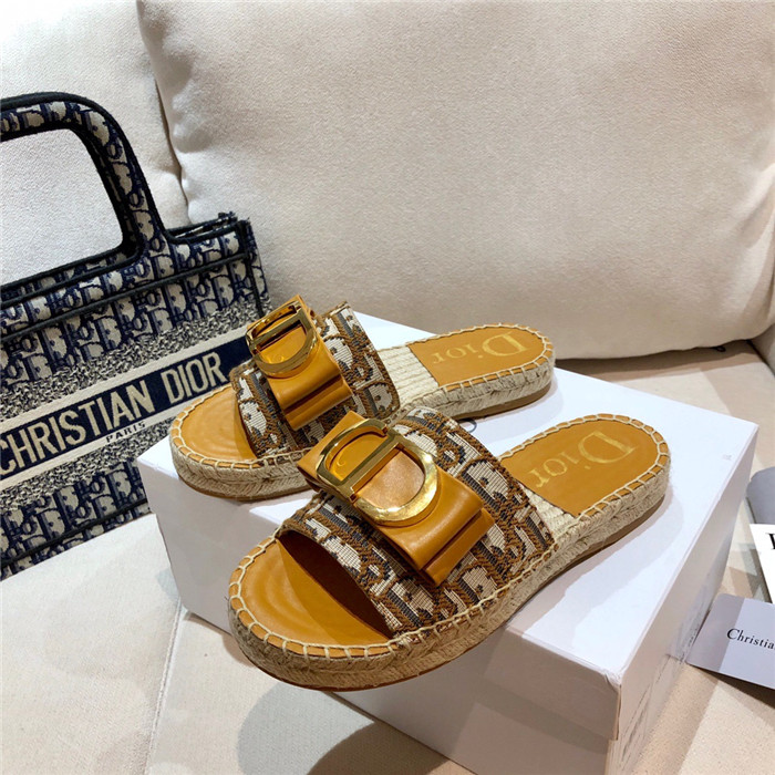 20250101214004/fd28f57bfb5dffa7a44a8a5f6b91bc53_1593676681_9072.jpg Array