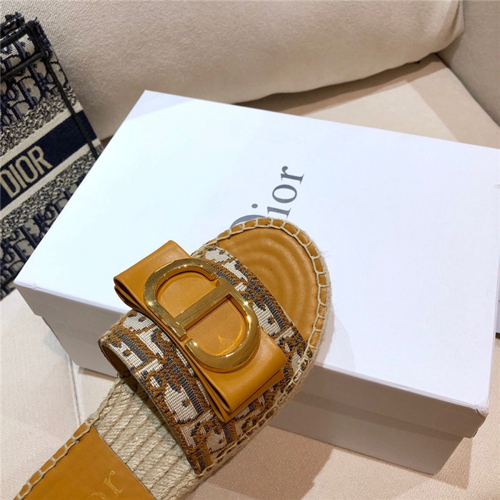 20250101214004/fd28f57bfb5dffa7a44a8a5f6b91bc53_1593676681_9867.jpg Array