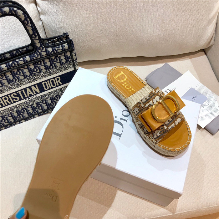 20250101214004/fd28f57bfb5dffa7a44a8a5f6b91bc53_1593676682_1971.jpg Array