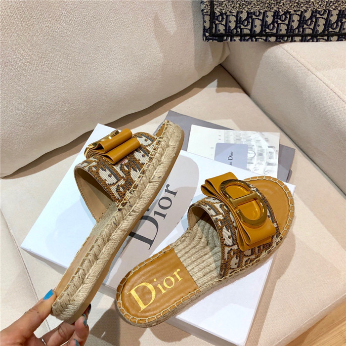 20250101214004/fd28f57bfb5dffa7a44a8a5f6b91bc53_1593676682_2654.jpg Array