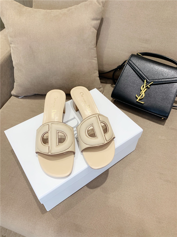 20250101214004/fd28f57bfb5dffa7a44a8a5f6b91bc53_1593687673_0054.jpg Array