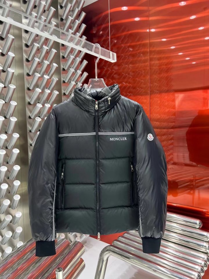 MONCLER 몽클레어 새드로고 덕다운 패딩 57