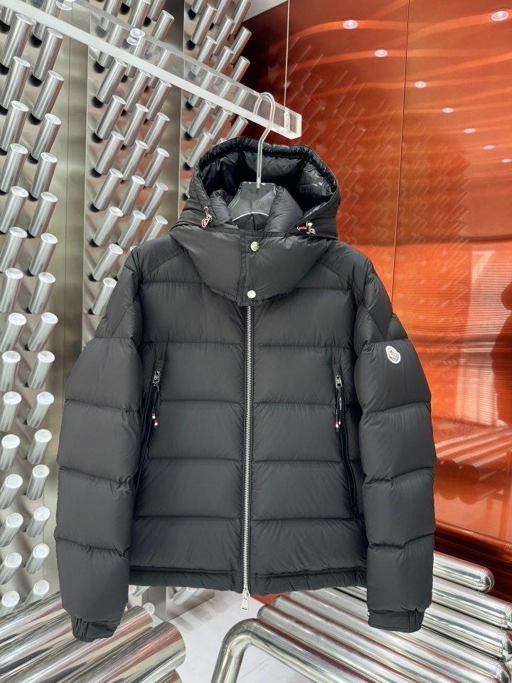 MONCLER 몽클레어 새드로고 덕다운 패딩 78