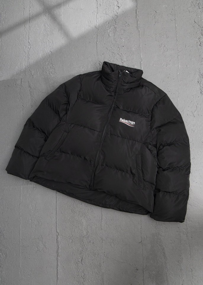 BALENCIAGA 발렌시아가 웨이브 로고 다운 패딩