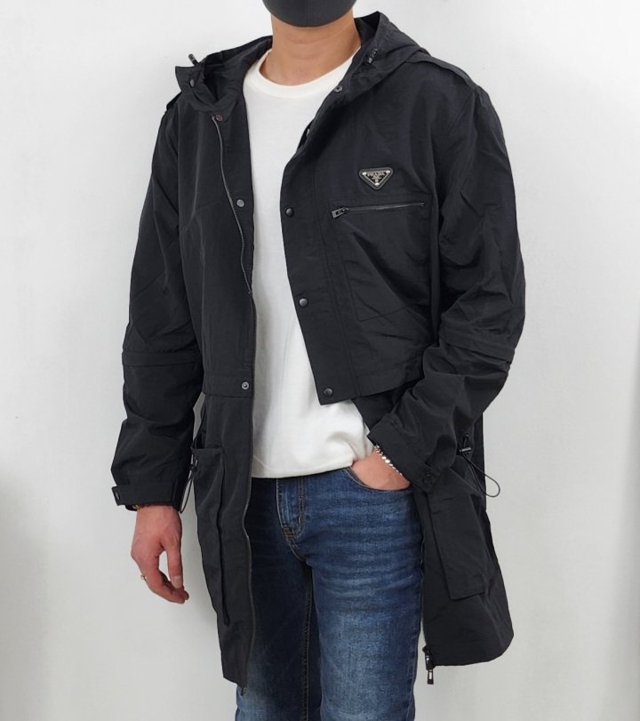 Prada 프라다 우버 윈드 오버 롱 서퍼