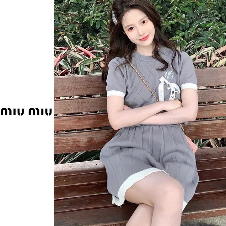 Miumiu 미우미우 배색 리본니트 스커트세트