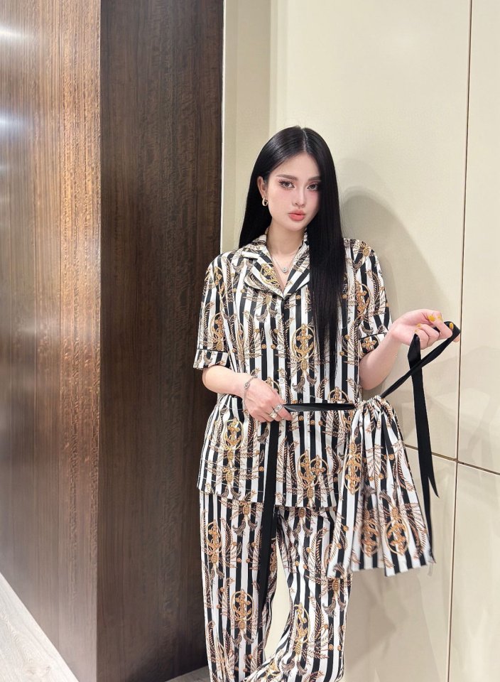 LOUIS VUITTON 루이비통 마린 모노그램 파자마 파우치세트