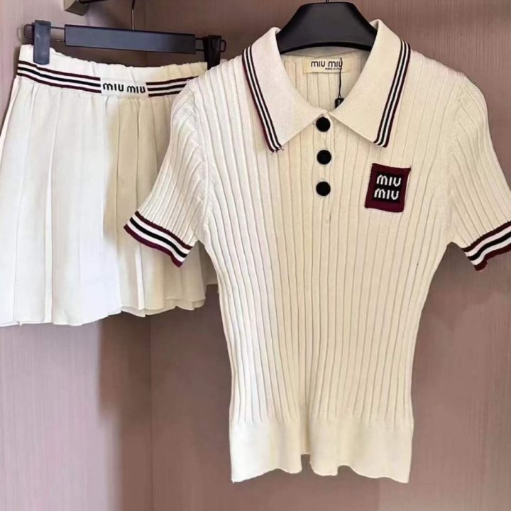 Miumiu 미우미우 POLO 니트 스커트 세트