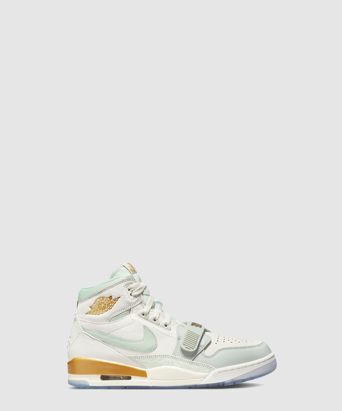 나이키 에어 조던 레거시 312 높이 DR8486