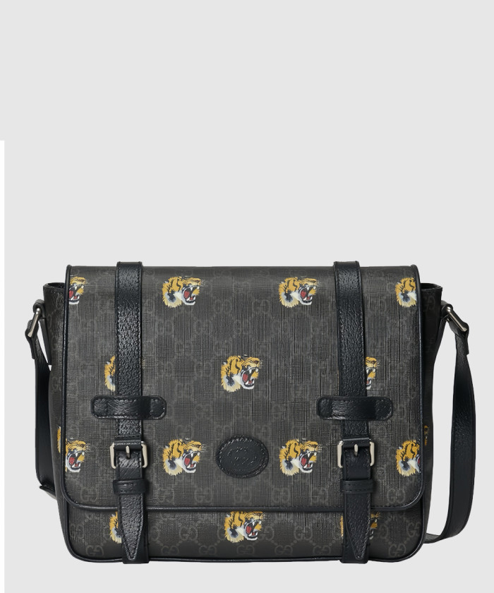 구찌 GG 수프림 메신저백 658542