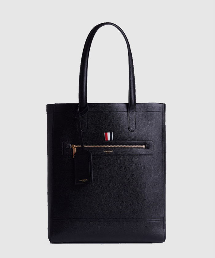 톰브라운 지퍼 포켓 토트백 MAG059
