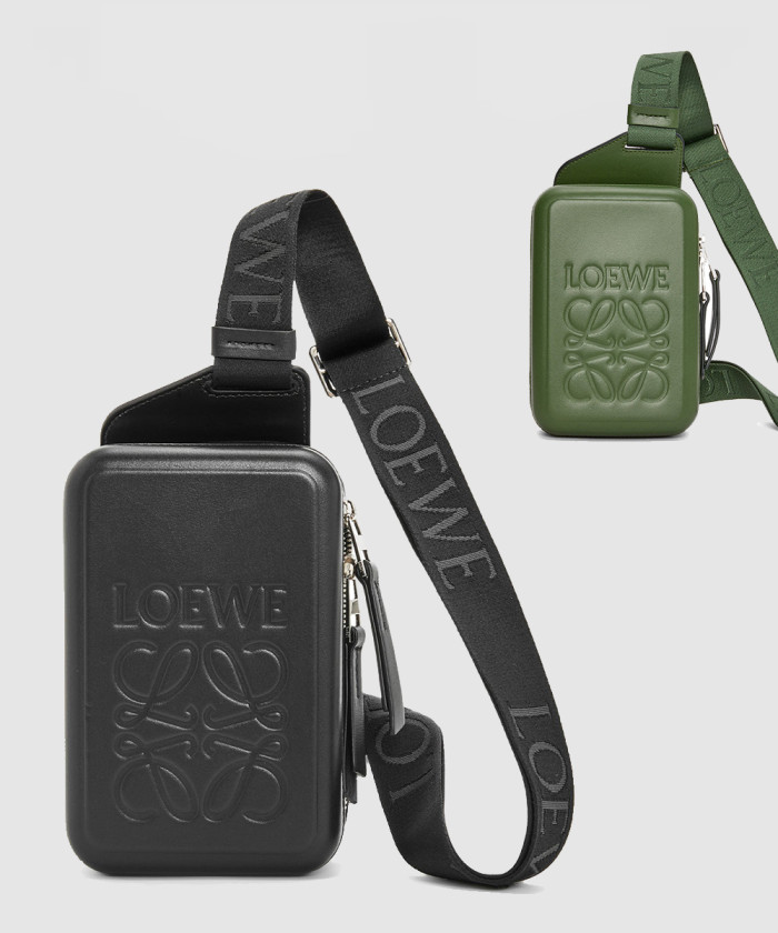 로에베 몰드 슬링백