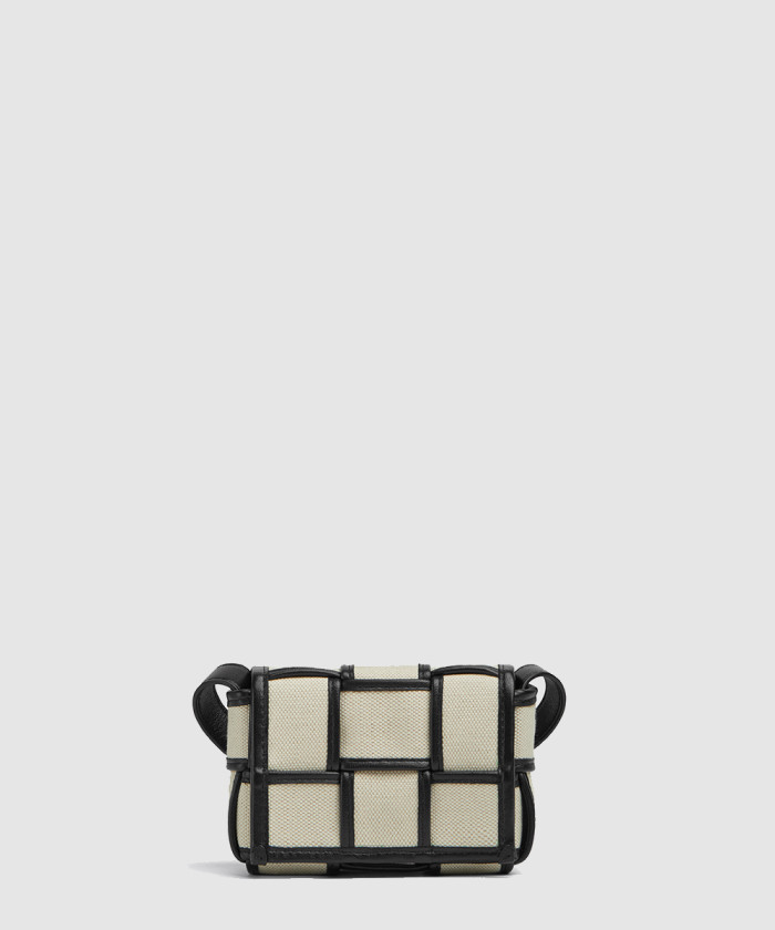 보테가베네타 캔디 카세트백 714618