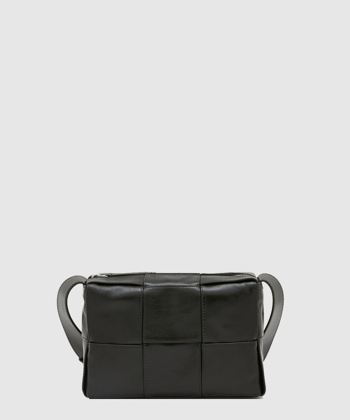 보테가베네타 파이퍼 카메라 가방 795177