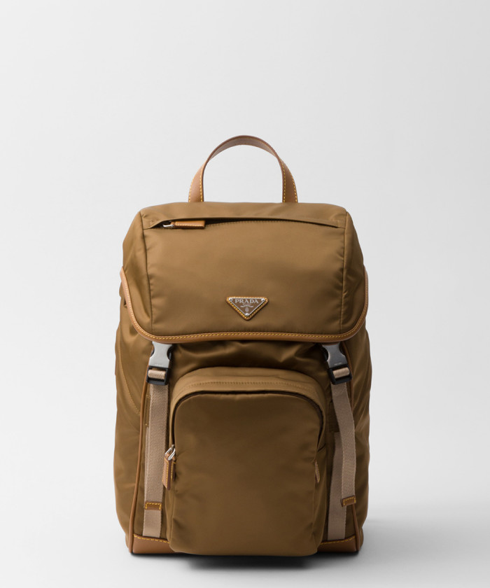 프라다 리나일론 및 가죽 백팩 2VZ135