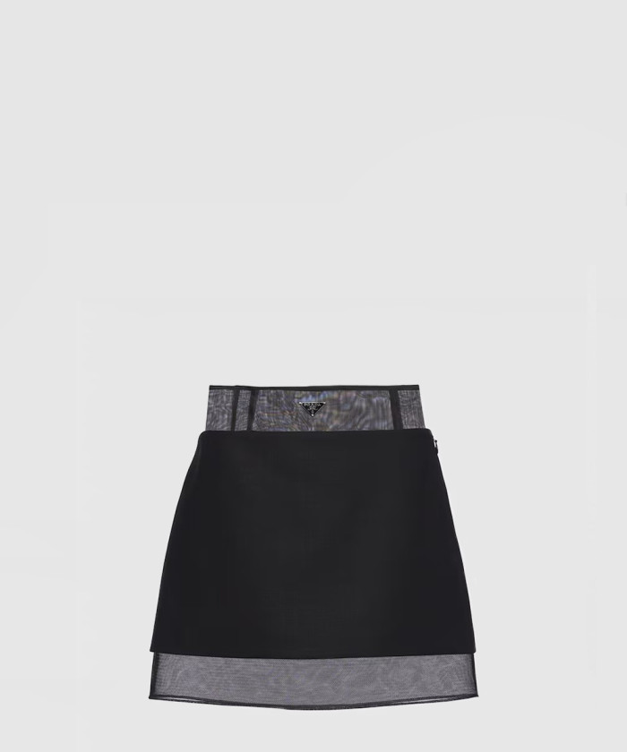프라다 크리놀린 소재의 짧은 패브릭 스커트 P196X1