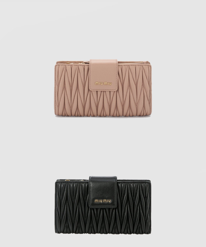 미우미우 마테라쎄 나파 장지갑 5ML015