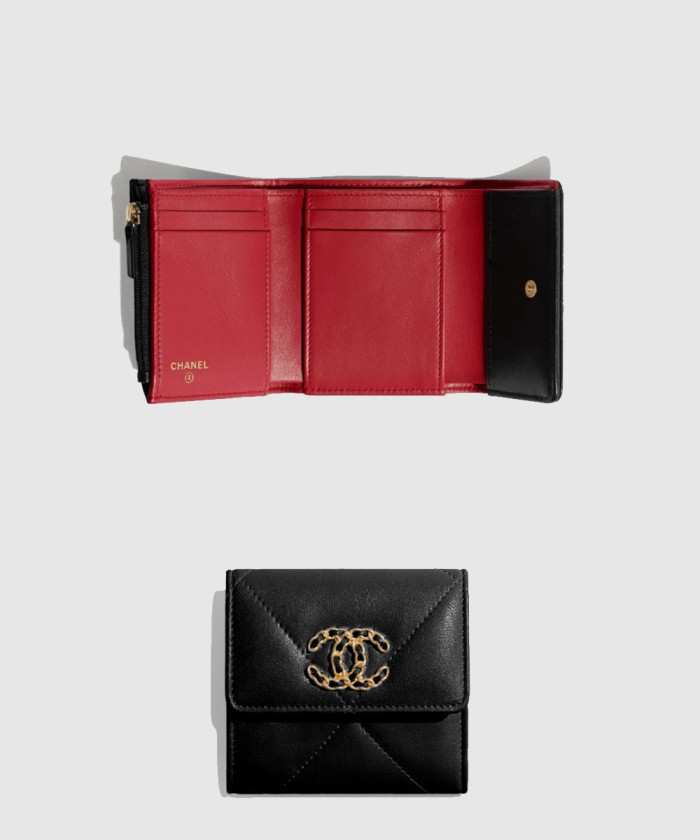 샤넬 19 스몰 플랩 반지갑 AP1064