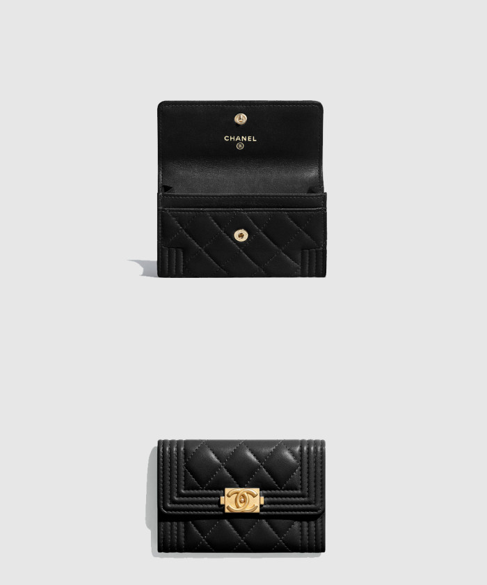 샤넬 보이 플랩 카드지갑 A80603