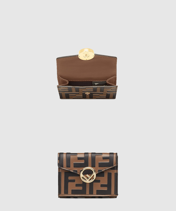 펜디 마이크로 트리폴드 8M0395